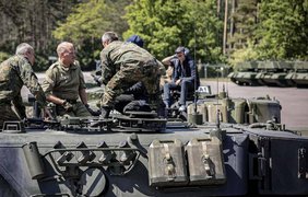 Данія передала Україні перші 10 танків Leopard 1