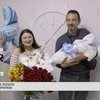 Попри ампутацію народила хлопчика: історія жінки-медика
