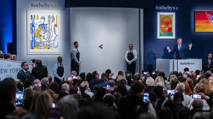 Продаж банану на аукціоні Sotheby's