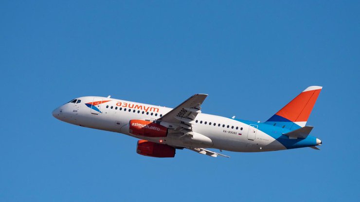 Sukhoi Superjet 100