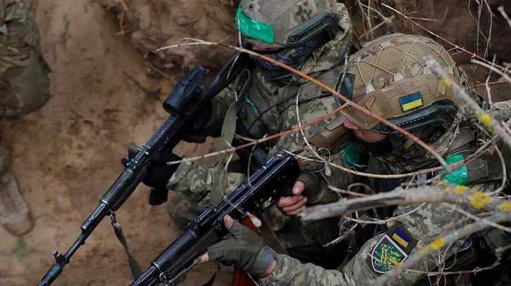 ЗСУ тримають оборону