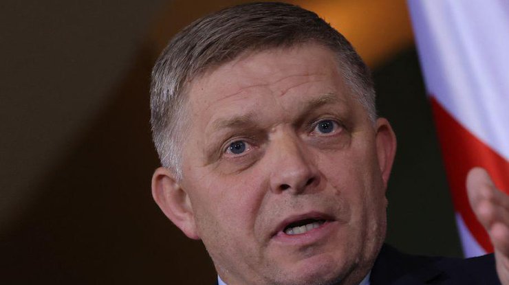 Роберт Фіцо