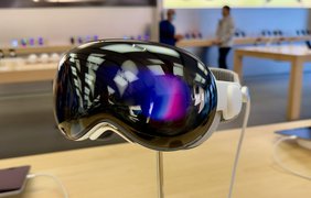 Гарнітури Apple Vision Pro масово повертають в магазини