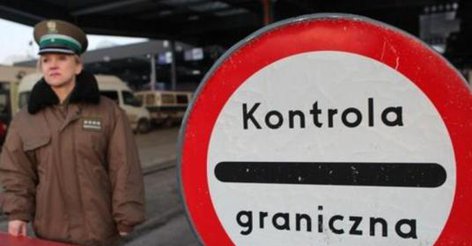 Більше 3 тисяч фур в черзі: яка ситуація на кордоні з Польщею