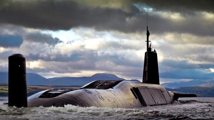 Атомна субмарина HMS Vanguard