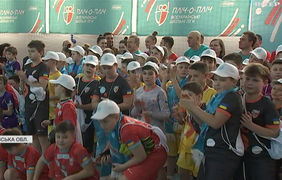 На Київщині діти зіграли товариський матч з зірками та ветеранами