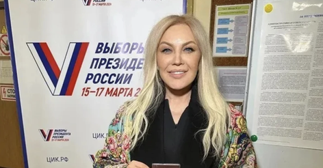 Повалій на "виборах" у Москві показала російський паспорт