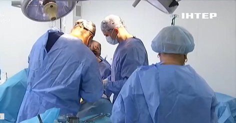 В Україні вперше провели трансплантацію двох органів від померлого донора