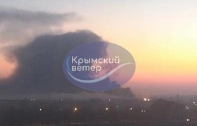У Криму пролунали вибухи: у Гвардійському горить нафтобаза
