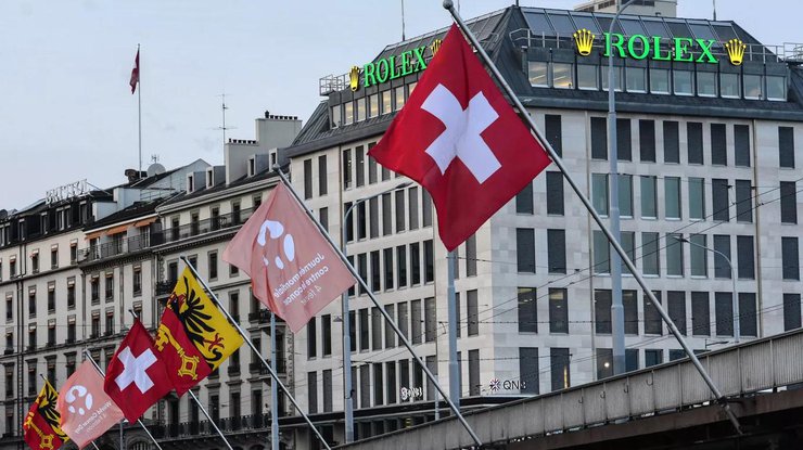 Прапори на вулицях Женеви