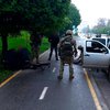 На Івано-Франківщині бандити у військовій формі при "огляді" автомобіля викрали 8 мільйонів