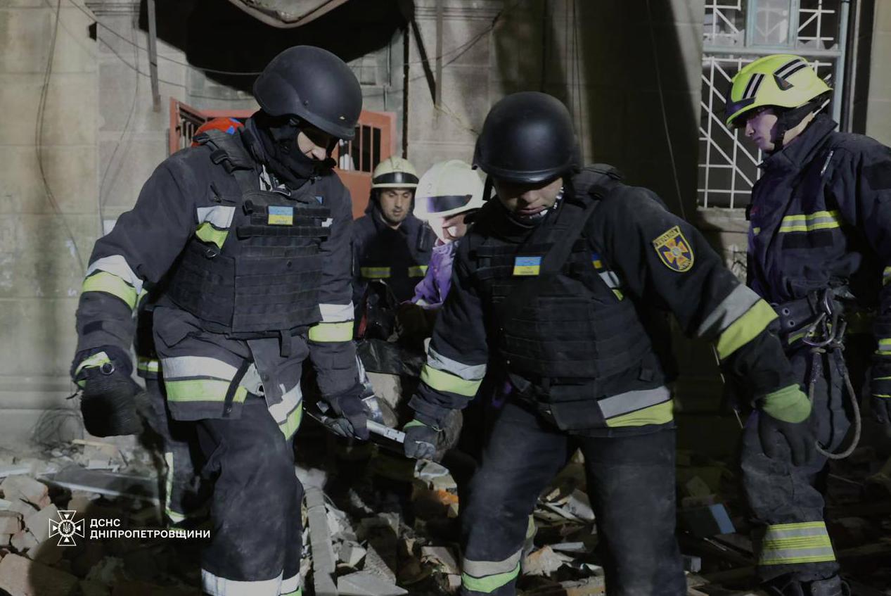 Кількість жертв масованої російської атаки 19 квітня у Дніпрі зросла