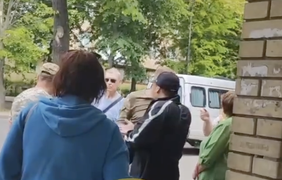 У Харкові сталася бійка між цивільними та військовими: у ТЦК відреагували