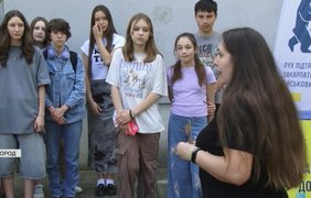Школярі з Ужгорода зібрали пів мільйона гривень для ЗСУ