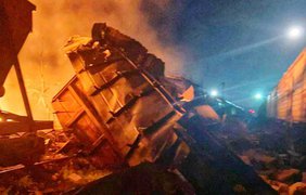 Росіяни знову обстріляли інфраструктуру Укрзалізниці у Харківській області