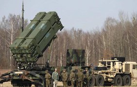 НАТО обговорює закриття неба на заході України, але рішення ще немає, - ЗМІ