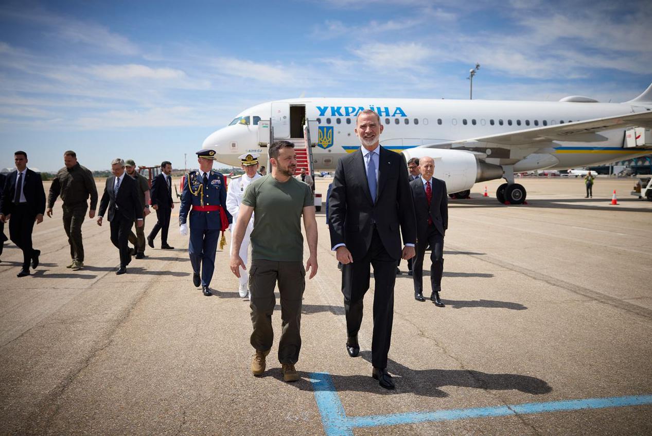Президент України Володимир Зеленський у понеділок, 27 травня, прибув із робочим візитом до іспанської столиці Мадрида