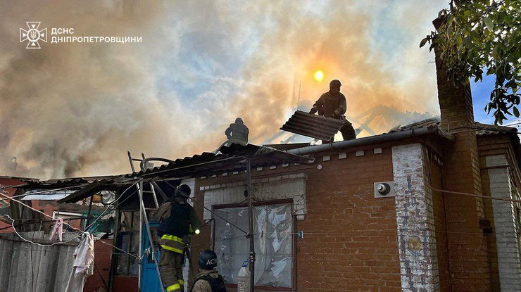 Ворог атакує Нікополь