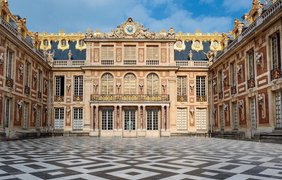 У Франції палає Версаль (відео)