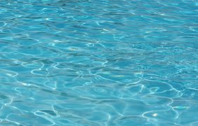 На Харківщині у басейні потонув 2-річний хлопчик