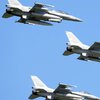 Чехія готова допомогти Україні готувати пілотів для F-16 та Gripen