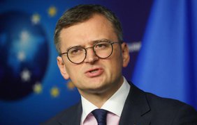 Кулеба відповів на заяву Байдена про необов'язковість членства України в НАТО