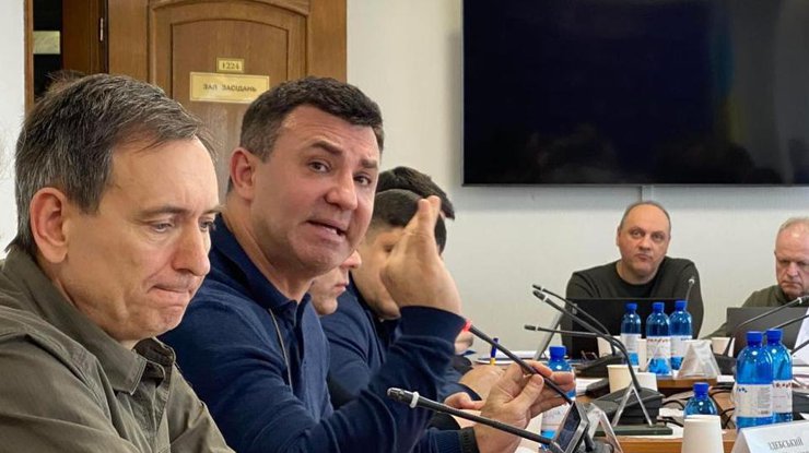 Веніславський і Тищенко під час розгляду законопроєкту про мобілізацію. Фото: Facebook Марʼяни Безуглої