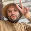 Зірка "Ліги Сміху" Розовий вперше показав травмовану голову після влучання осколку на фронті