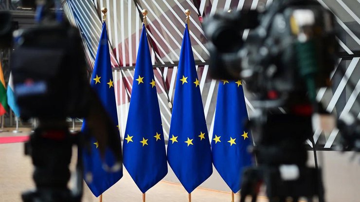 Рада ЄС продовжила всі санкції проти росії
