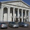 Роковини удару по драмтеатру в Чернігові: як оговталося місто