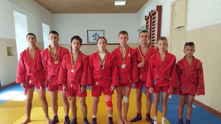 Як тренери ФСТ «Динамо» виховують чемпіонів Європи та Світу в спортшколі, що відбудовується після руйнувань та пожежі