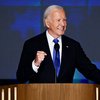 Байден каже, що США працюють над зняттям обмежень щодо далекобійної зброї для України