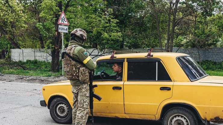 Окупанти остаточно зруйнували другий міст у Покровську