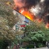 У Краматорську палає пʼятиповерхівка (відео)