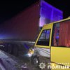 На Львівщині автобус з військовими зіткнувся з вантажівкою, є загиблий та травмовані