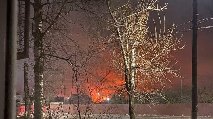 У Нижегородській області дрони атакували нафтобазу, сталася пожежа