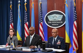 З Пентагону звільнилася відповідальна за допомогу Україні посадовиця