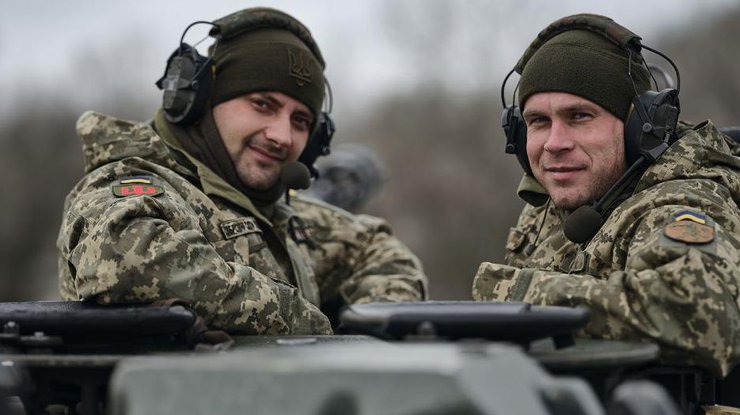 Військовослужбовці