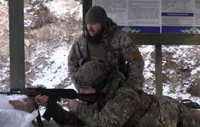 Не зупиняються навіть з контузією: як навчається Окрема президентська бригада