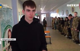 "Захист України" по-новому: як проходять уроки в старшокласників