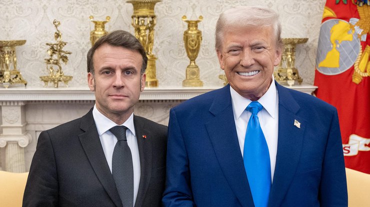 Еммануель Макрон і Дональд Трамп