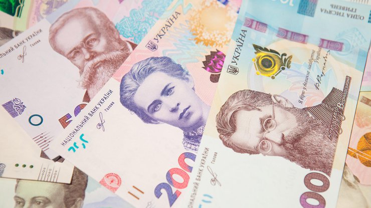 Податкова рахує офіційних мільйонерів