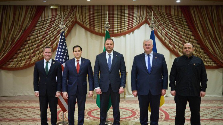 Українська та американська делегації у Джидді