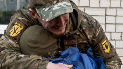 Україна під час обміну повернула з російського полону 6 бійців "Азову"