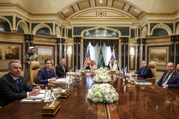 У понеділок, 24 березня представники США та росії розпочали черговий раунд перемовин. Місце зустрічі - Ер-Ріяд (Саудівська Аравія), де вчора американці вели консультації з українською стороною