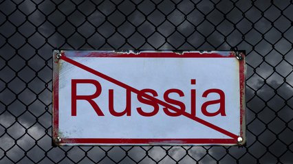 Сибіга виключив послаблення санкцій проти рф