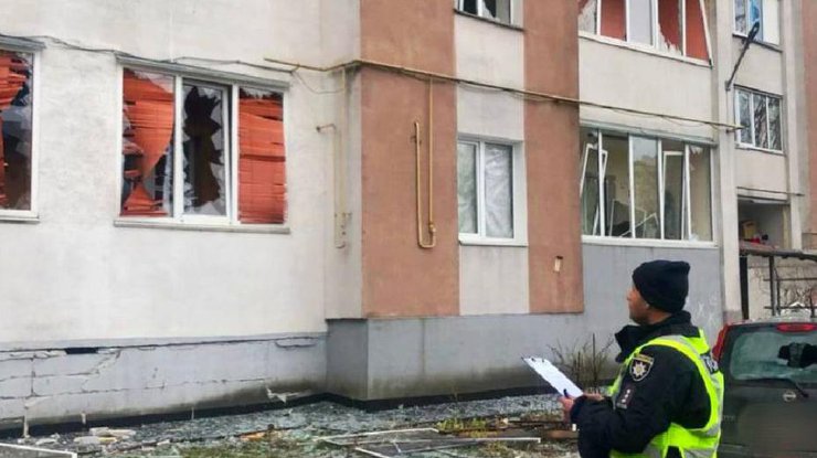 З'явилися кадри наслідків нічної атаки дронів на Київську область
