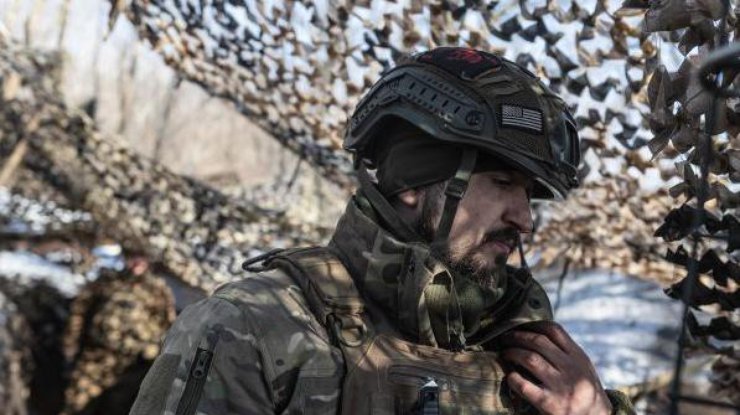 Військовослужбовець