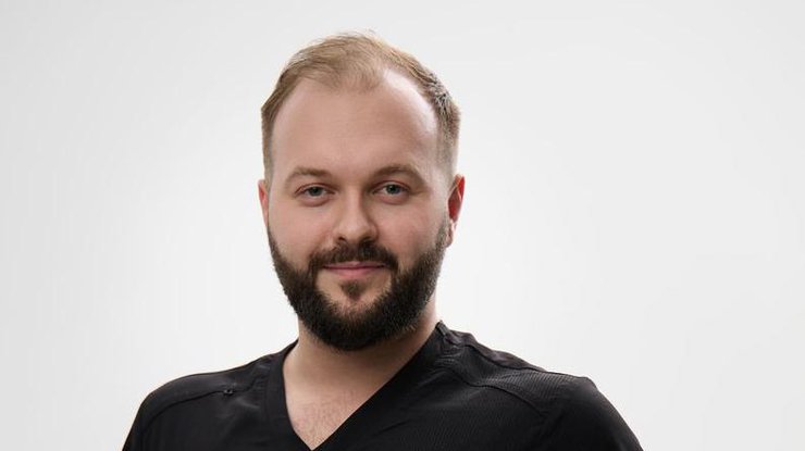 Олександр Карпінський, пластичний хірург клініки Lita Plus