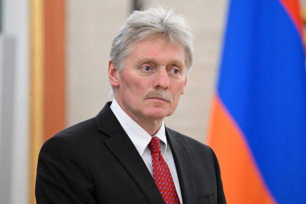 Москва хоче триденного припинення вогню на 9 травня і вимагає від Києва відповіді. Встановити 30-денне перемир'я не збирається.
